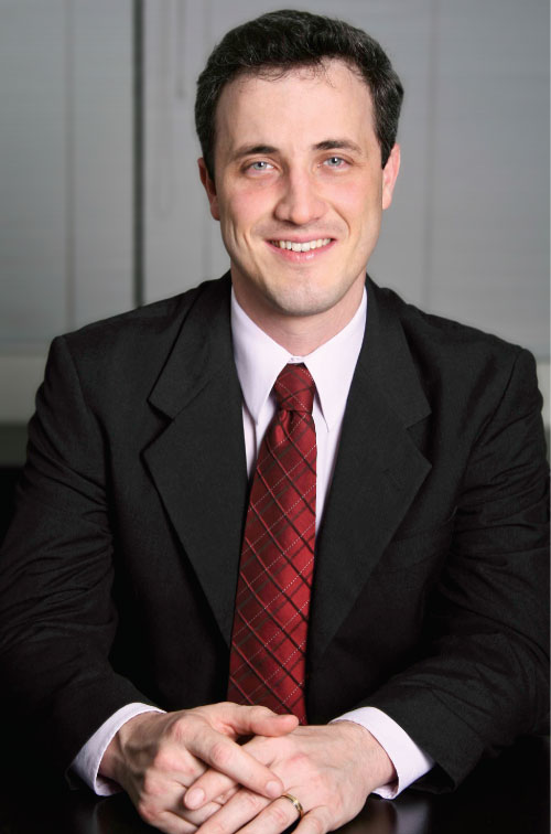 Anderson Benite is a leading sustainability consultant in Brazil. 