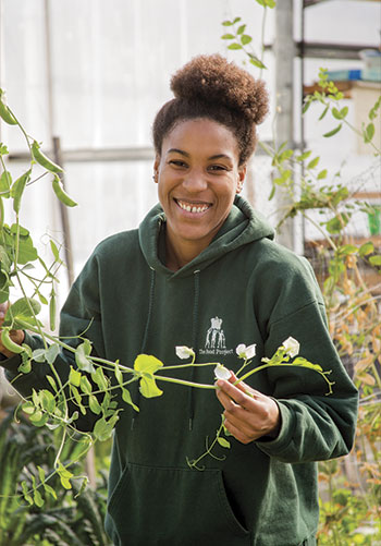 ECOSYSTEMS_Kesiah-Bascom-at-the-Roxbury-Food-Project-greenhouse
